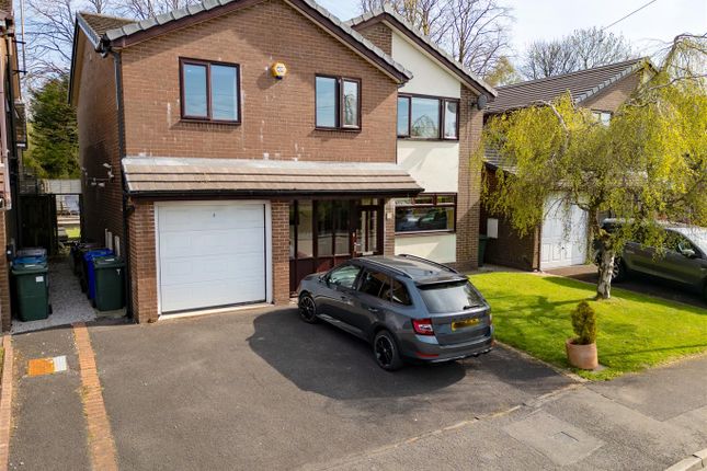 5 bed detached house