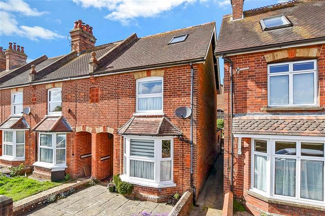 3 bed end terrace house