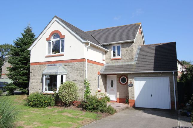 4 bed detached house