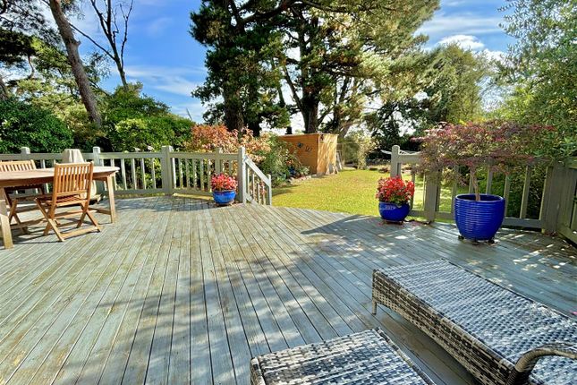 Sandy Lane, Poole BH16 4 bed chalet for sale