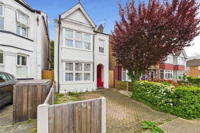 4 bed detached house