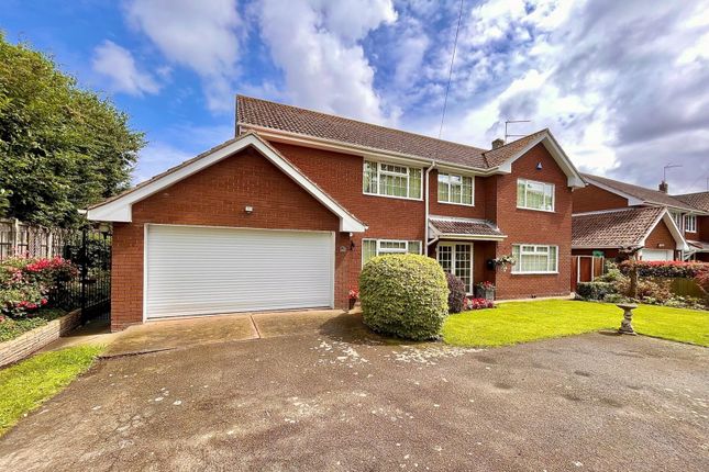 4 bed detached house