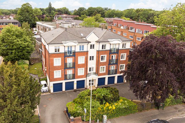 2 bed flat