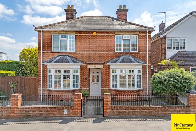 3 bed detached house