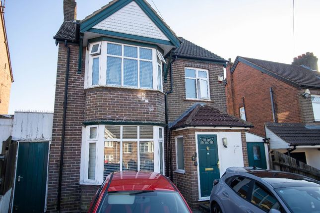 3 bed detached house