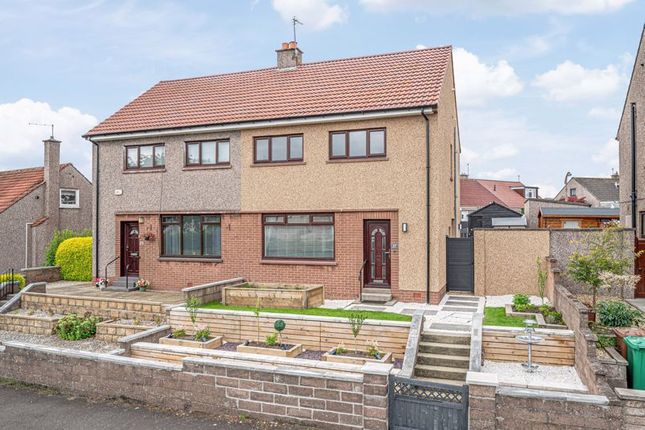 Forth Park Drive, Kirkcaldy 3 bed semi