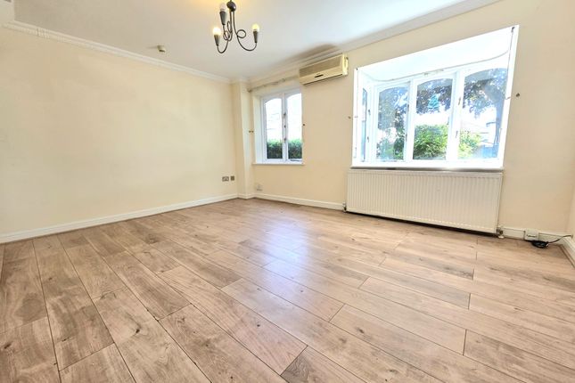 The Avenue, Harrow 2 bed end of terrace house for sale