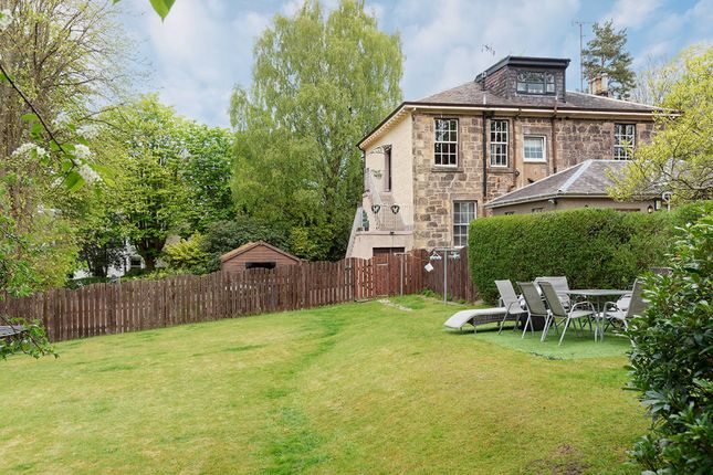 4 bed flat