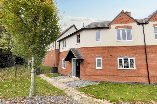 3 bed semi-detached house