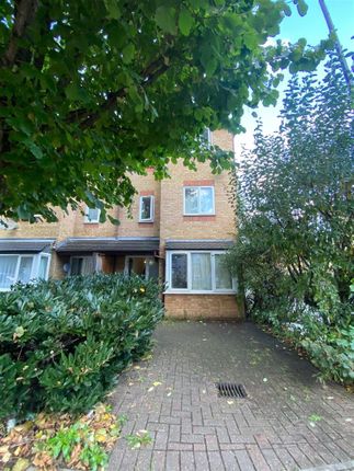 Inglewood Close, London E14 4 bed house for sale