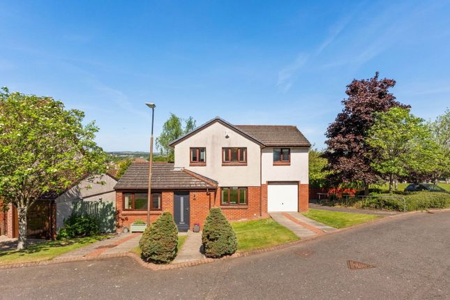 3 bed detached house