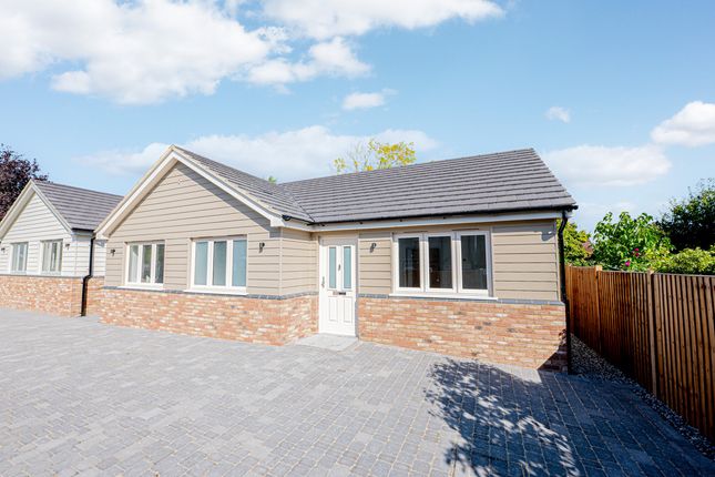 2 bedroom detached bungalow for sale