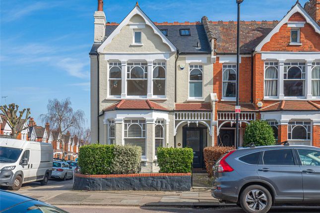 5 bedroom end of terrace house for sale
