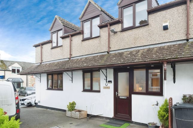 3 bedroom cottage for sale