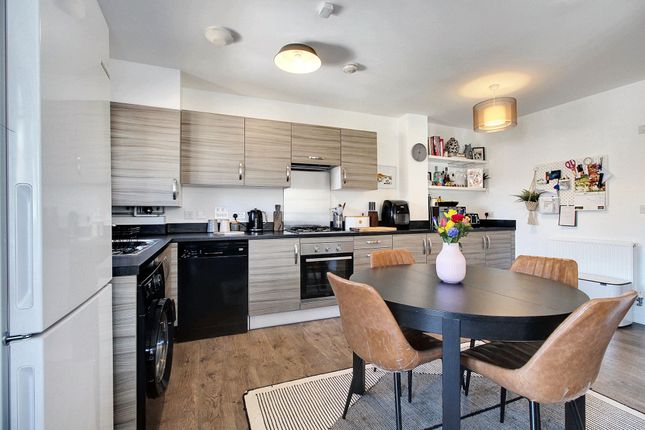 Desmond Hubble Way, Ashford TN23 1 bed flat for sale