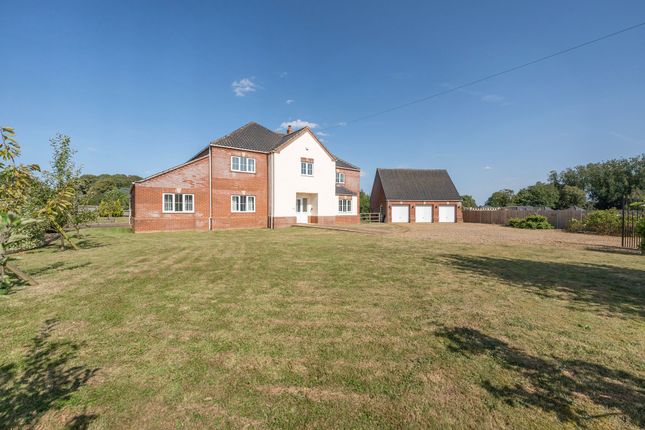 6 bedroom detached house for sale