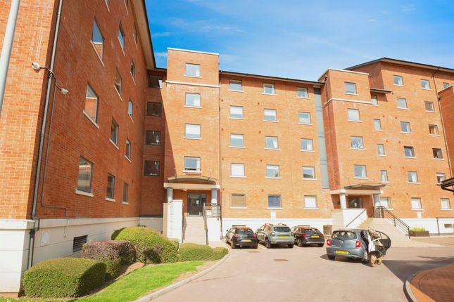 2 bed flat