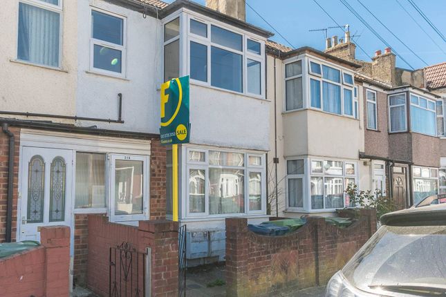 Grant Road, Wealdstone, Harrow, HA3 1 bed flat for sale