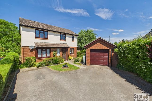 4 bed detached house