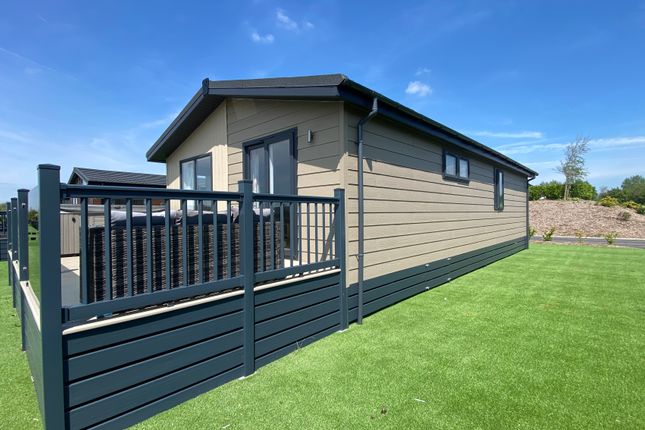2 bedroom mobile home for sale