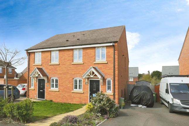 2 bedroom semi-detached house for sale