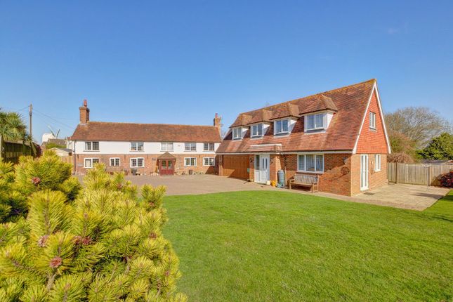 8 bed detached house