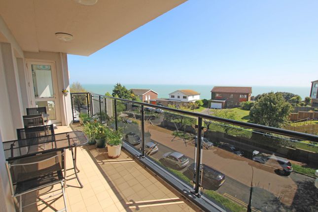 St Johns Road, Eastbourne, BN20 7HU 3 bed flat for sale