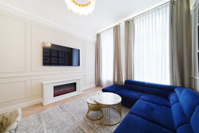 Sidney House, Eltham Common, SE18 2 bed apartment for sale