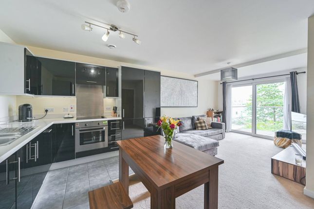 Barge Walk, Greenwich, London, SE10 2 bed flat for sale