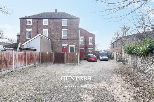 5 bedroom semi-detached house for sale