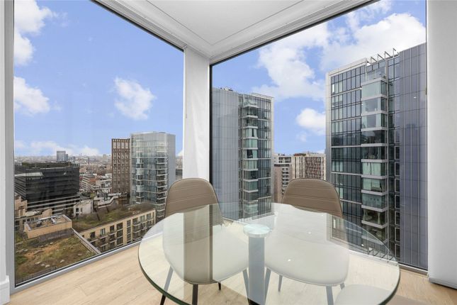 14 Piazza Walk, E1 1 bed apartment for sale
