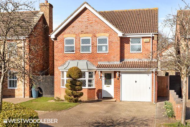 Pulham Avenue, Broxbourne EN10 4 bed detached house for sale