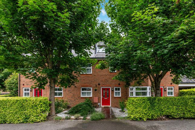 Horton Crescent, Epsom 3 bed terraced house for sale