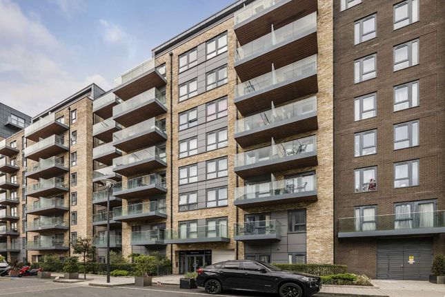 Beaufort Square, Colindale NW9 2 bed flat for sale
