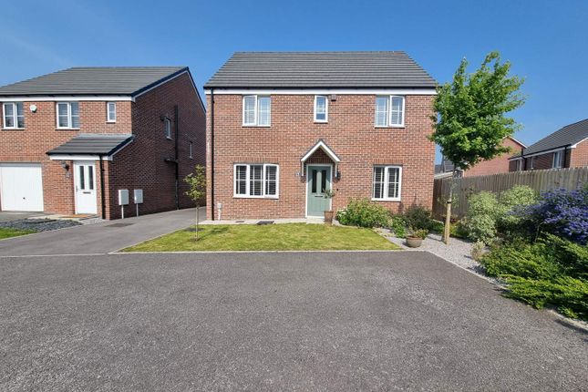 Llys Castell Newydd, Bridgend. CF31 4PD 4 bed detached house for sale