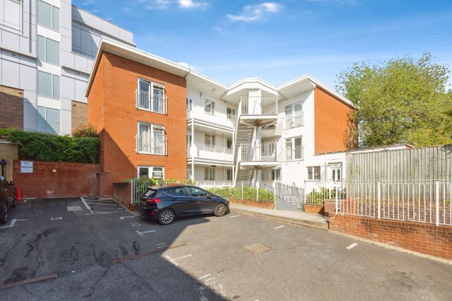 1 bed flat