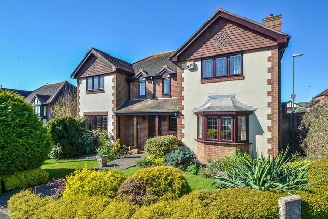 4 bed detached house