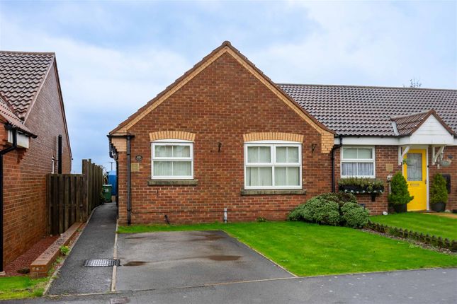 Carrs Meadow, WITHERNSEA 2 bed terraced bungalow for sale