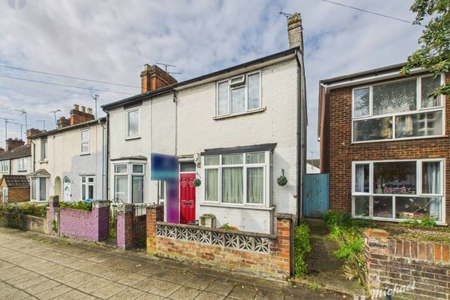Park Street, Aylesbury, Buckinghamshire 2 bed end of terrace house for sale