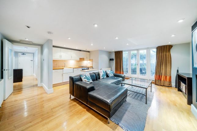 Renfrew Road, Kennington, London, SE11 1 bed flat for sale