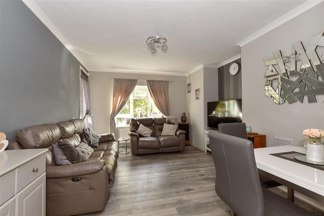 2 bed flat