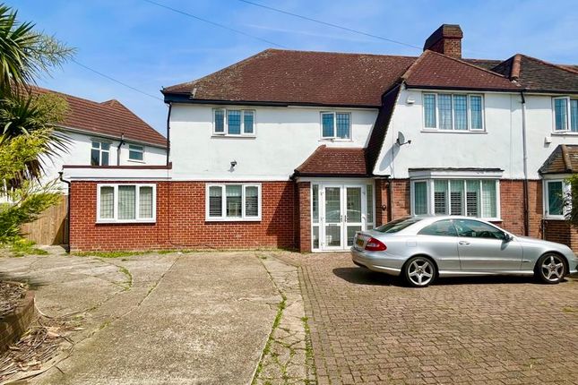 5 bedroom semi-detached house for sale