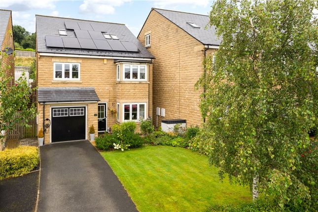 Leyfield, Baildon, West Yorkshire, BD17 4 bed detached house for sale