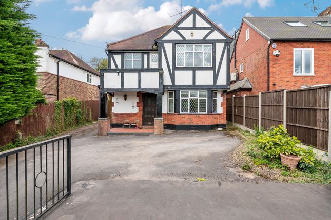 3 bed detached house