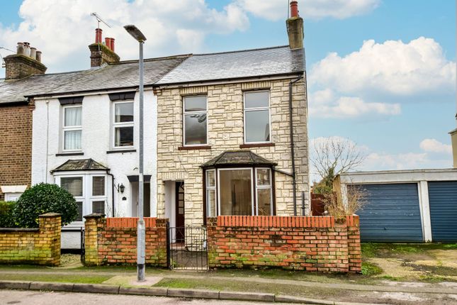 Breakspeare Road, Abbots Langley, WD5 3 bed end of terrace house for sale