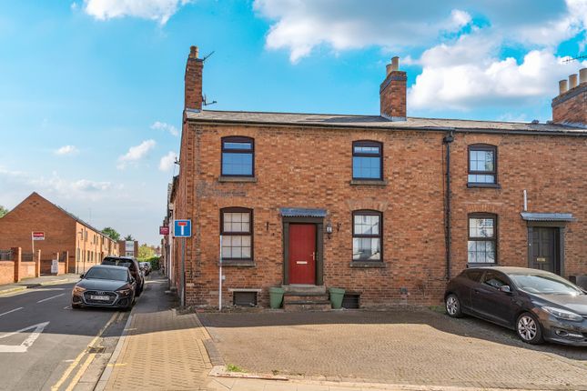 2 bed end terrace house
