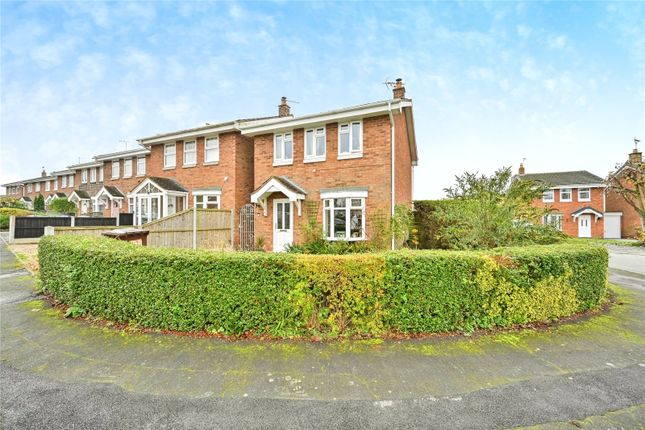 Cartwright Drive, Stafford ST20 3 bed detached house for sale