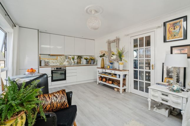 Tudor Court, Mill End, Rickmansworth... 3 bed apartment for sale