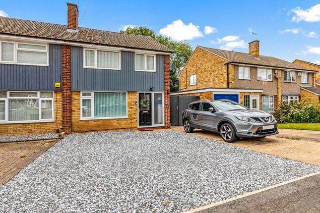 Beechwood Avenue, Leicester Forest... 3 bed semi