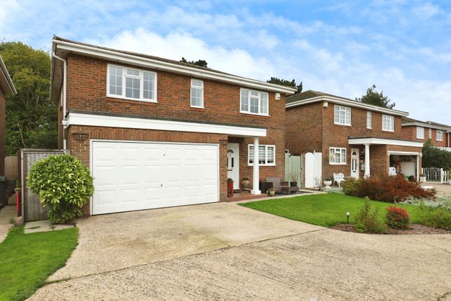 4 bed detached house